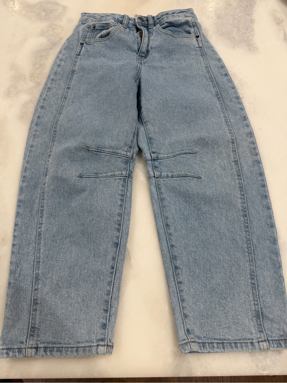 GB Girls Size 8 Light Wash Wide Leg Cargo Jeans Knee Detail